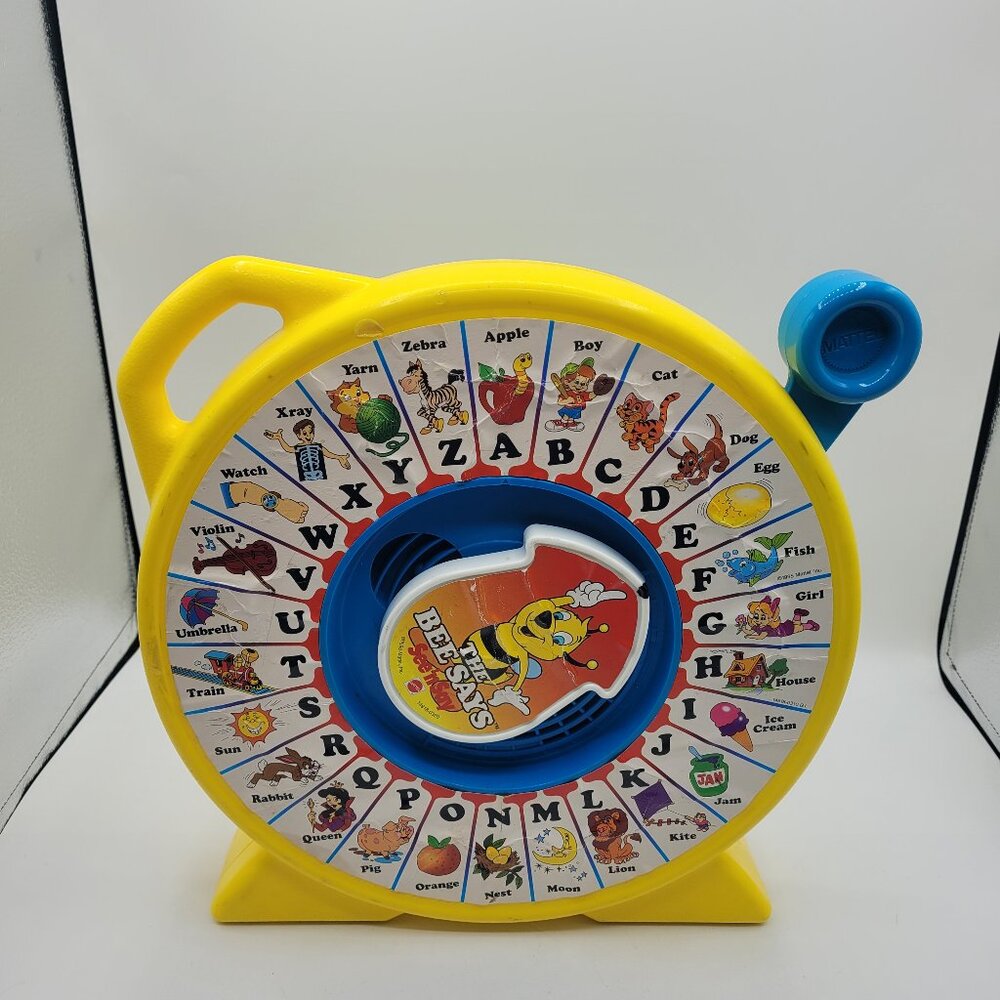 VTG Mattel 1995 The Bee Says See 'n Say Toy Alphabet Talking Works 12"